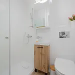 דירה Bright Close To Centre By Renters *