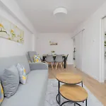 Bright Close To Centre By Renters דירה *
