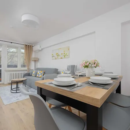 Appartement Bright Close To Centre By Renters