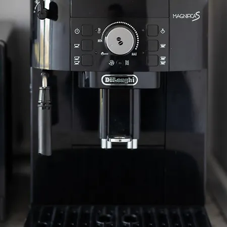 公寓 Bright Close To Centre By Renters *